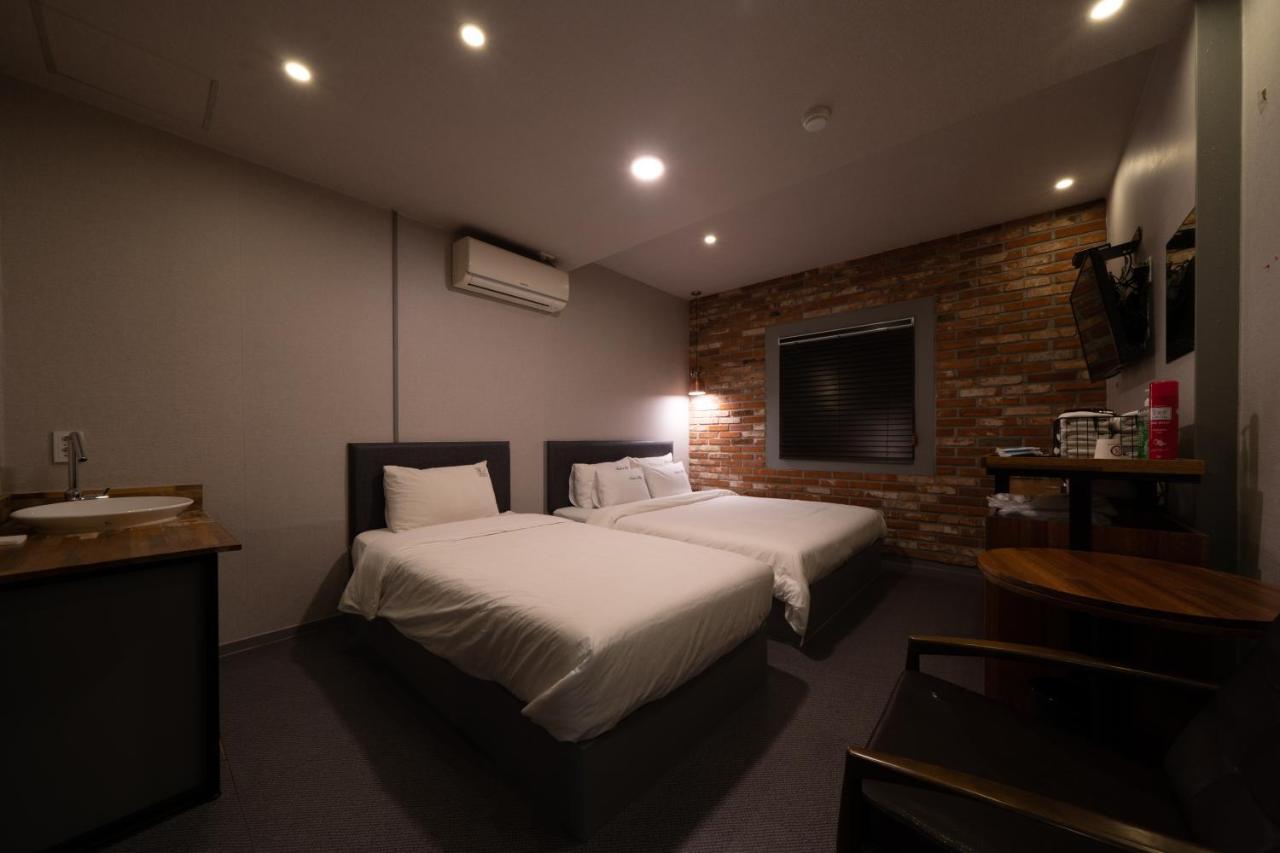 No25 Hotel Yeonsan Busan Exteriör bild
